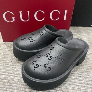 Gucci Women's Black Sandals